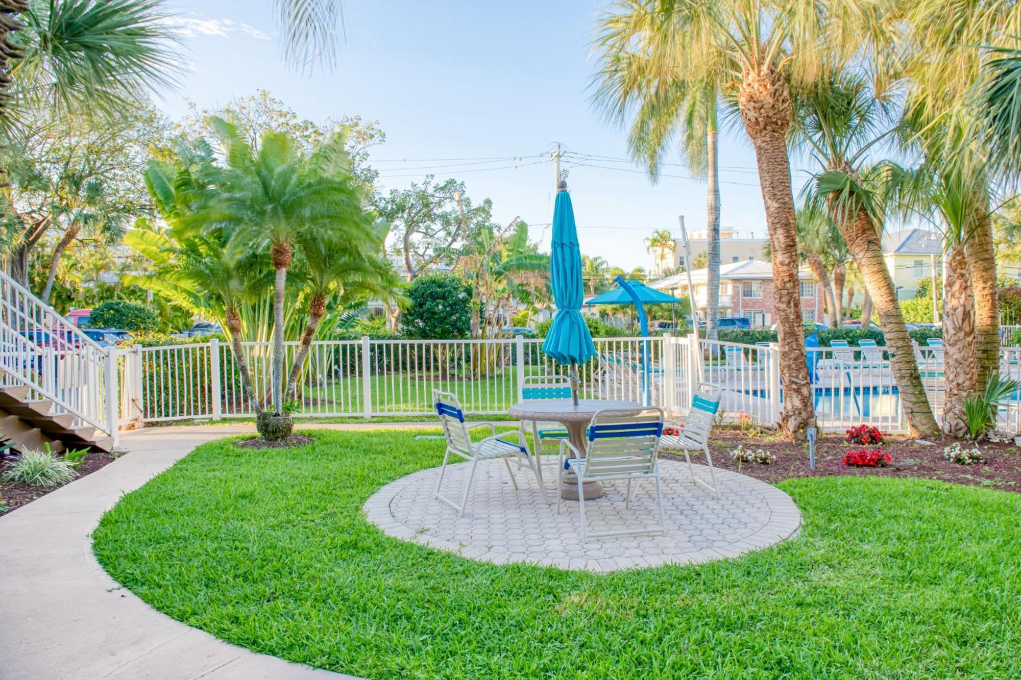 Floranada Condos Pompano Beach Room photo