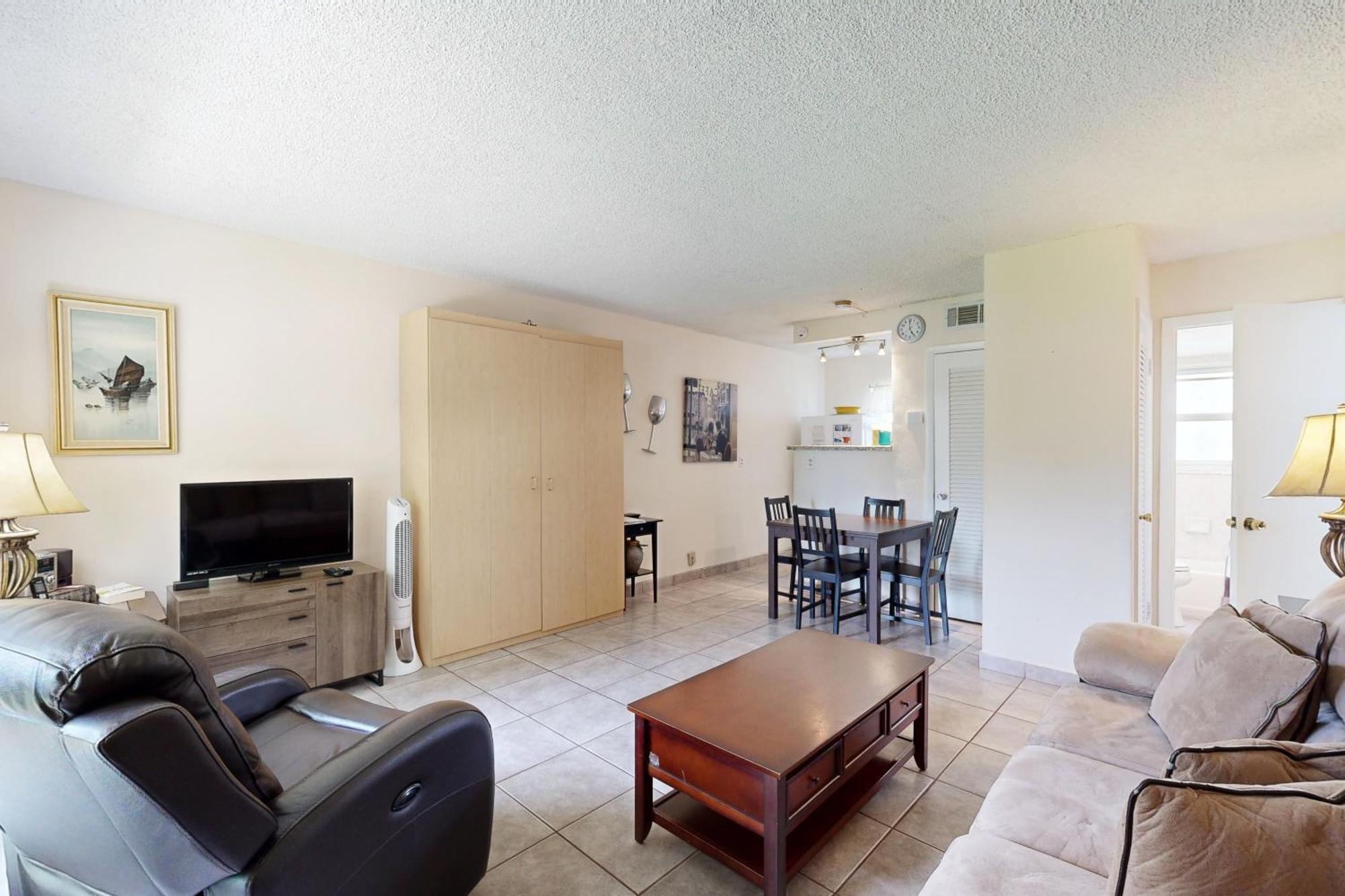 Floranada Condos Pompano Beach Room photo