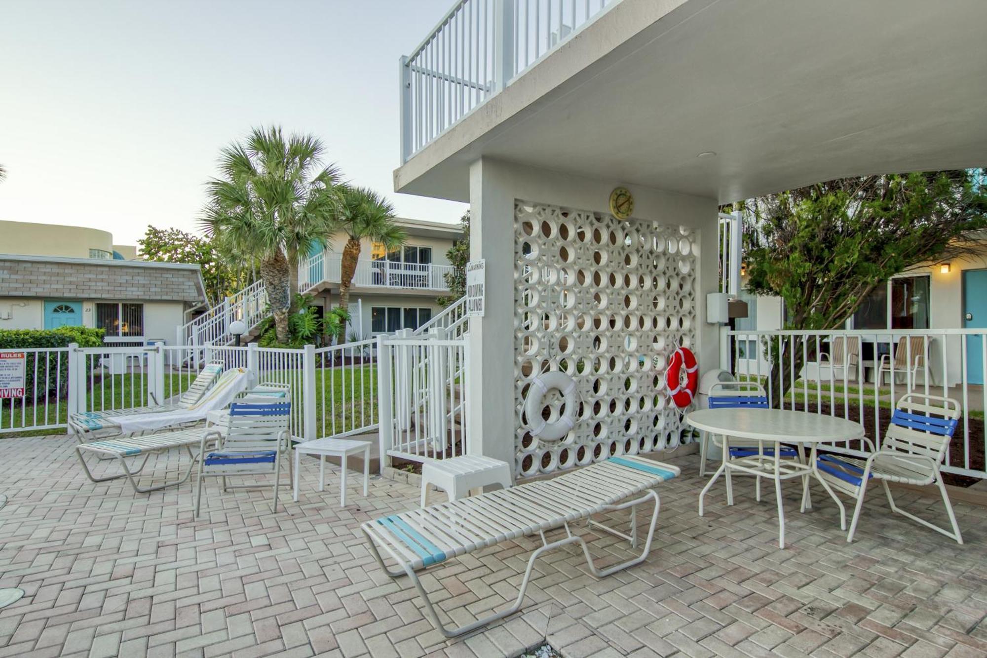 Floranada Condos Pompano Beach Exterior photo